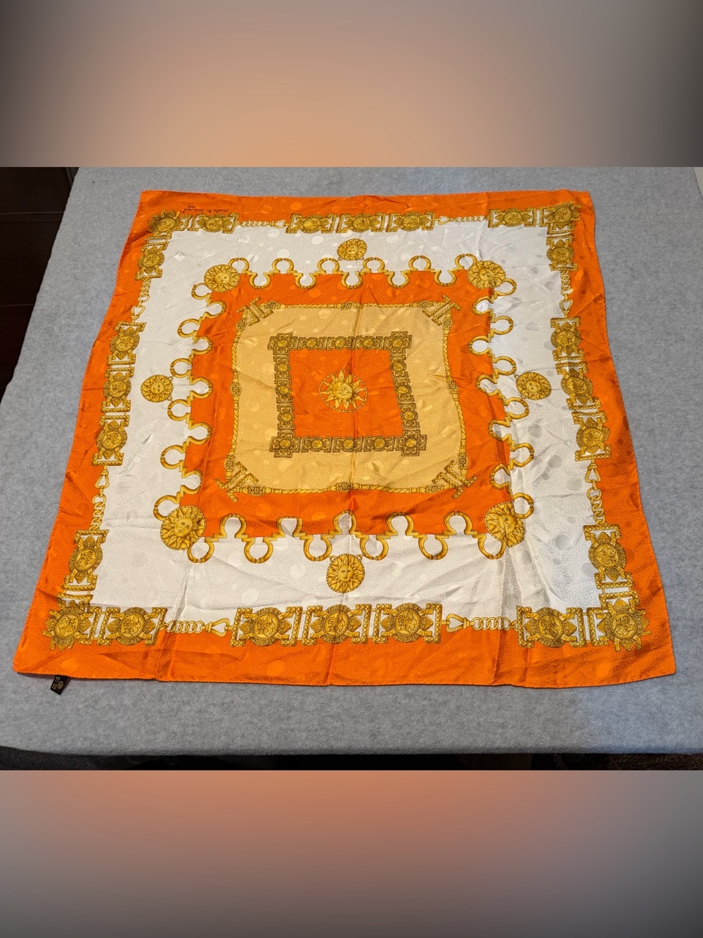 VTG Nicole De Beauvoir Paris Orange Gold Chain Link Sun 33x34 Square Scarf